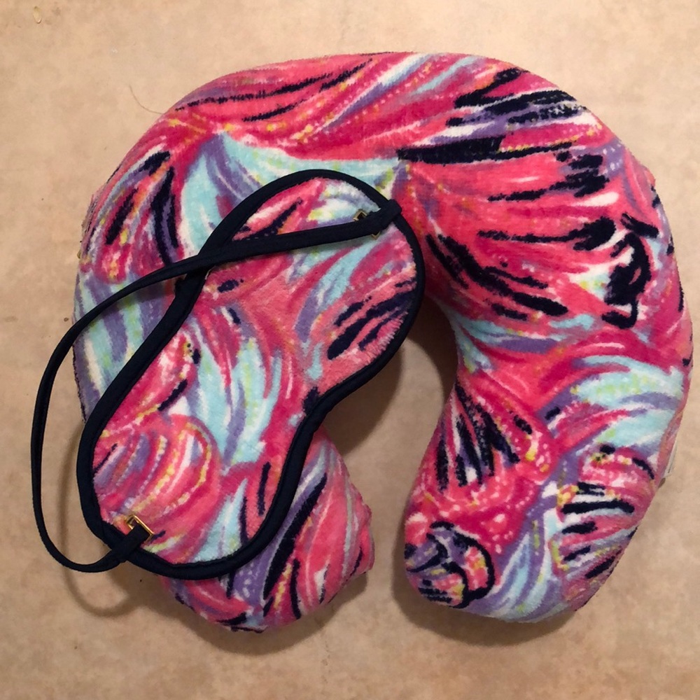 Lilly Pulitzer Travel neck pillow and eye mask